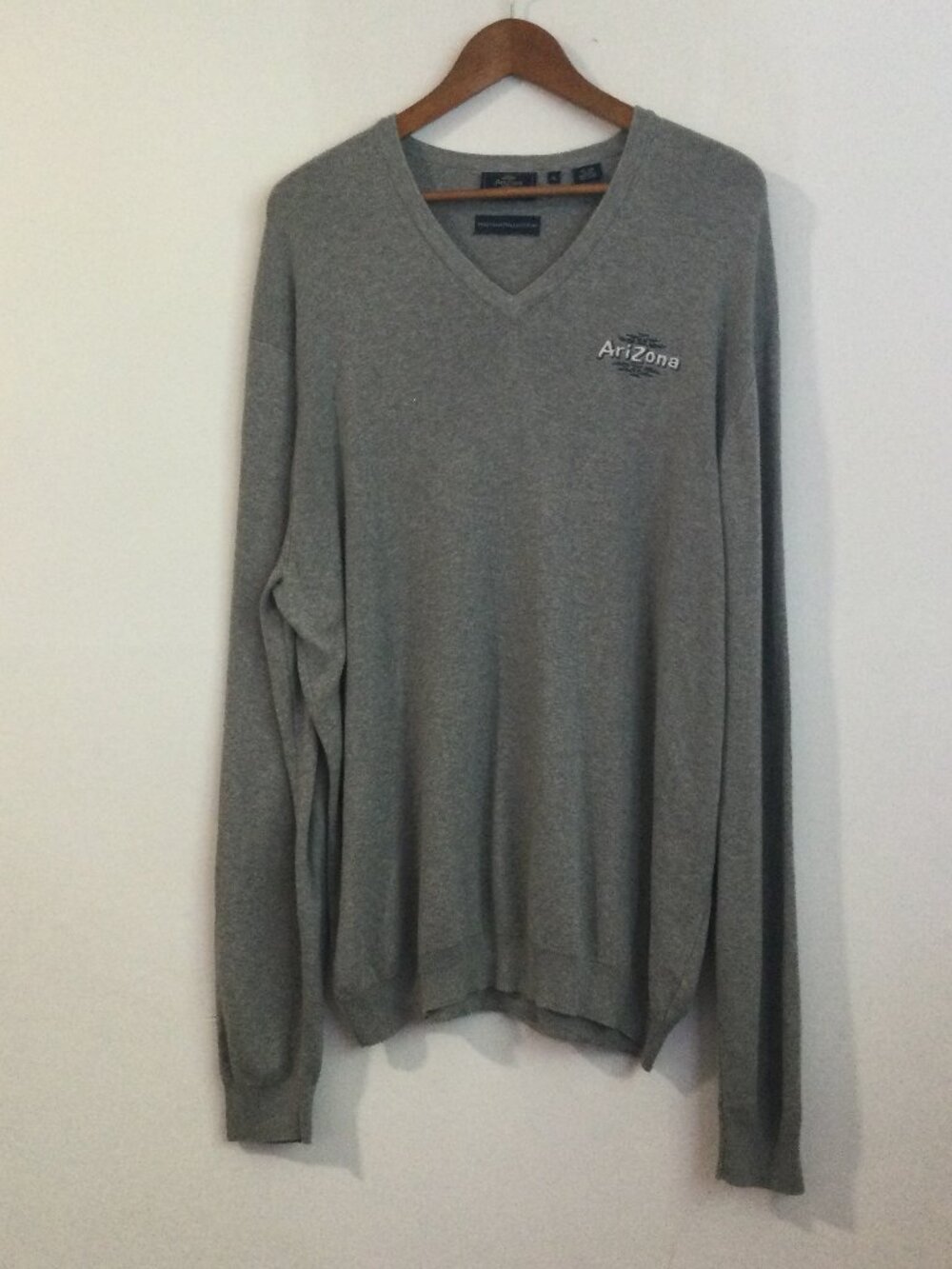 Arizona Beverage Company Embroidered Logo Gray Vneck sweater 100% Pima Cotton XL
